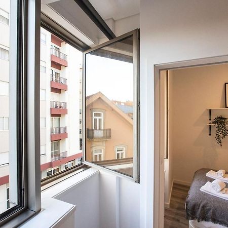 Seaside 1Br Flat W/ Ac In Matosinhos By Lovelystay Extérieur photo