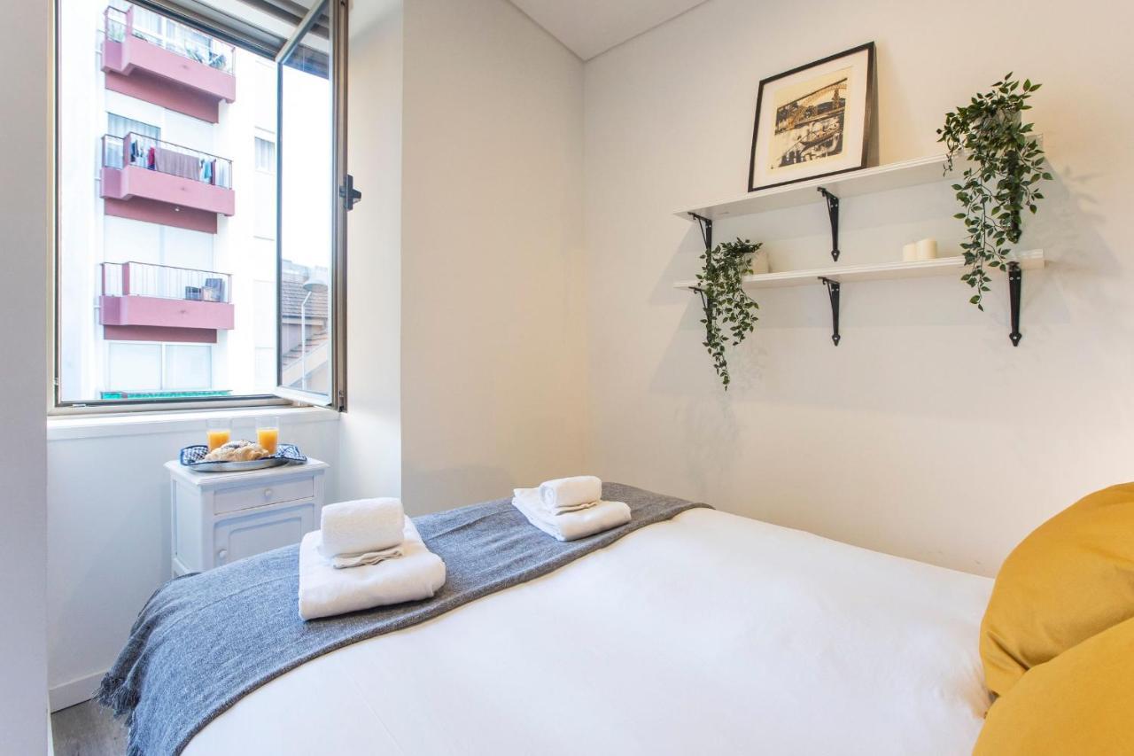 Seaside 1Br Flat W/ Ac In Matosinhos By Lovelystay Extérieur photo